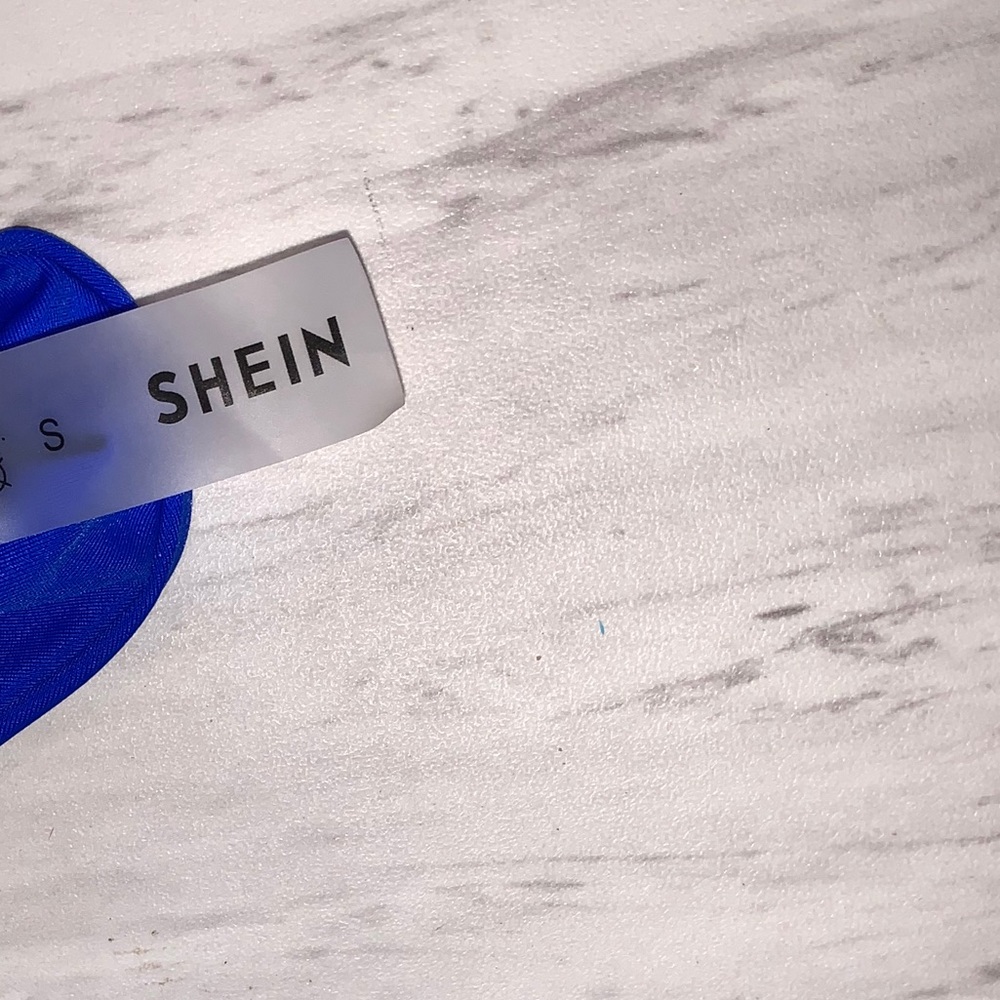 Bikini! - Picture 5 of 5